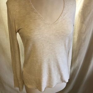 Zara Knit Long Sleeved Light Sweater
